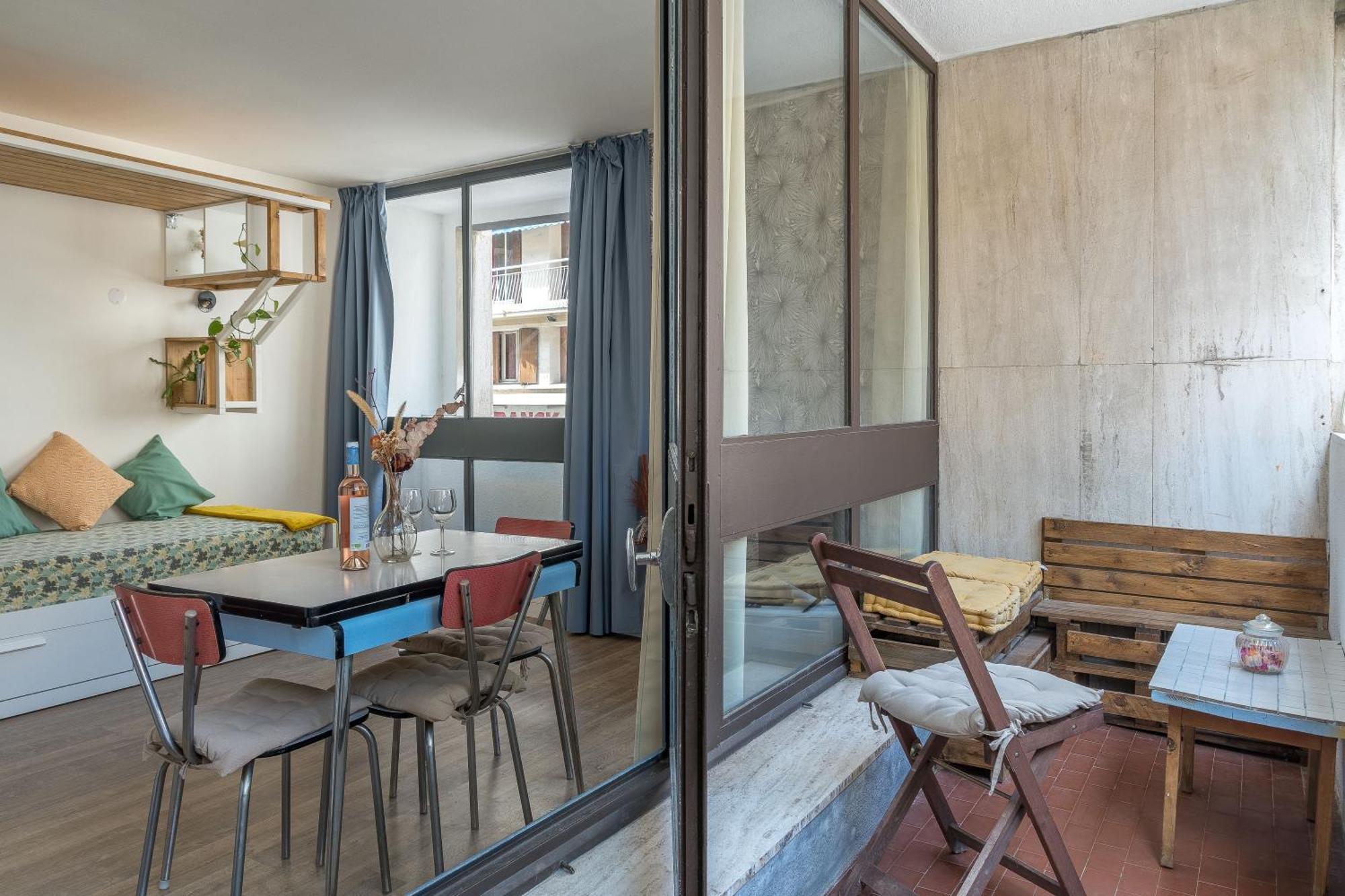 *Las Flores* Joli Studio Avec Balcon มาร์กเซย ภายนอก รูปภาพ