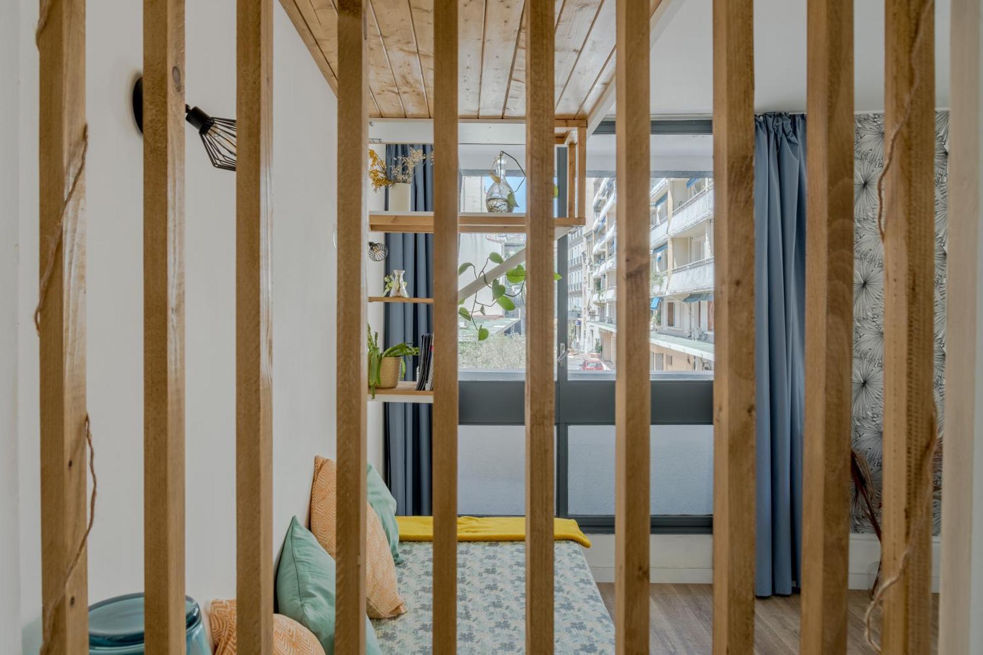 *Las Flores* Joli Studio Avec Balcon มาร์กเซย ภายนอก รูปภาพ